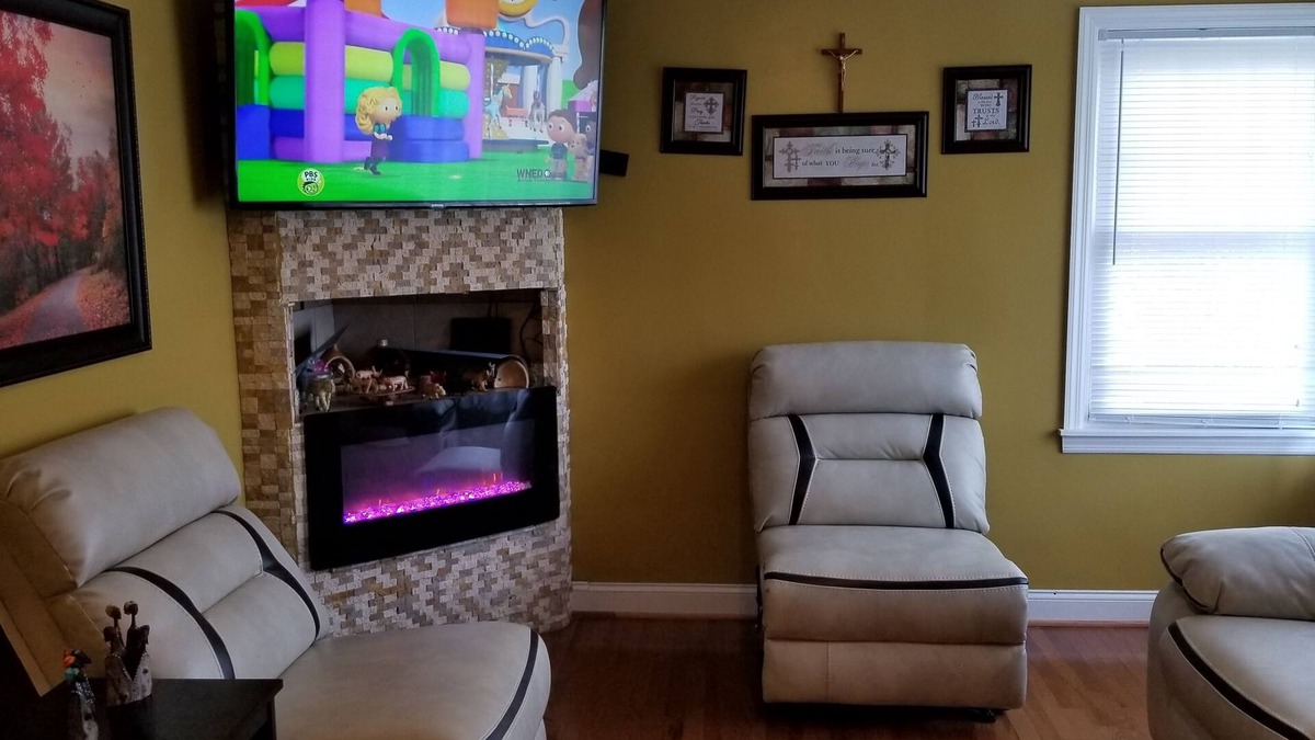 Cheektowaga House | Cozy and spacious oehman home