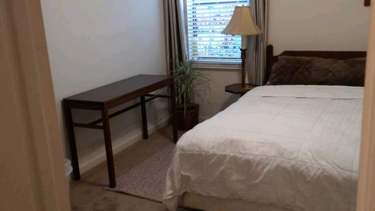 North Augusta Apartment | Cozy and warm