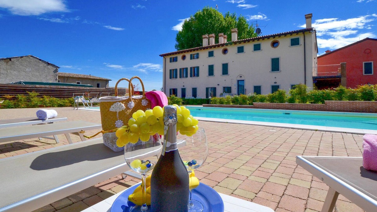 Cavaion Veronese Apartment | Cozy apartment in Cavaion Veronese -VR-