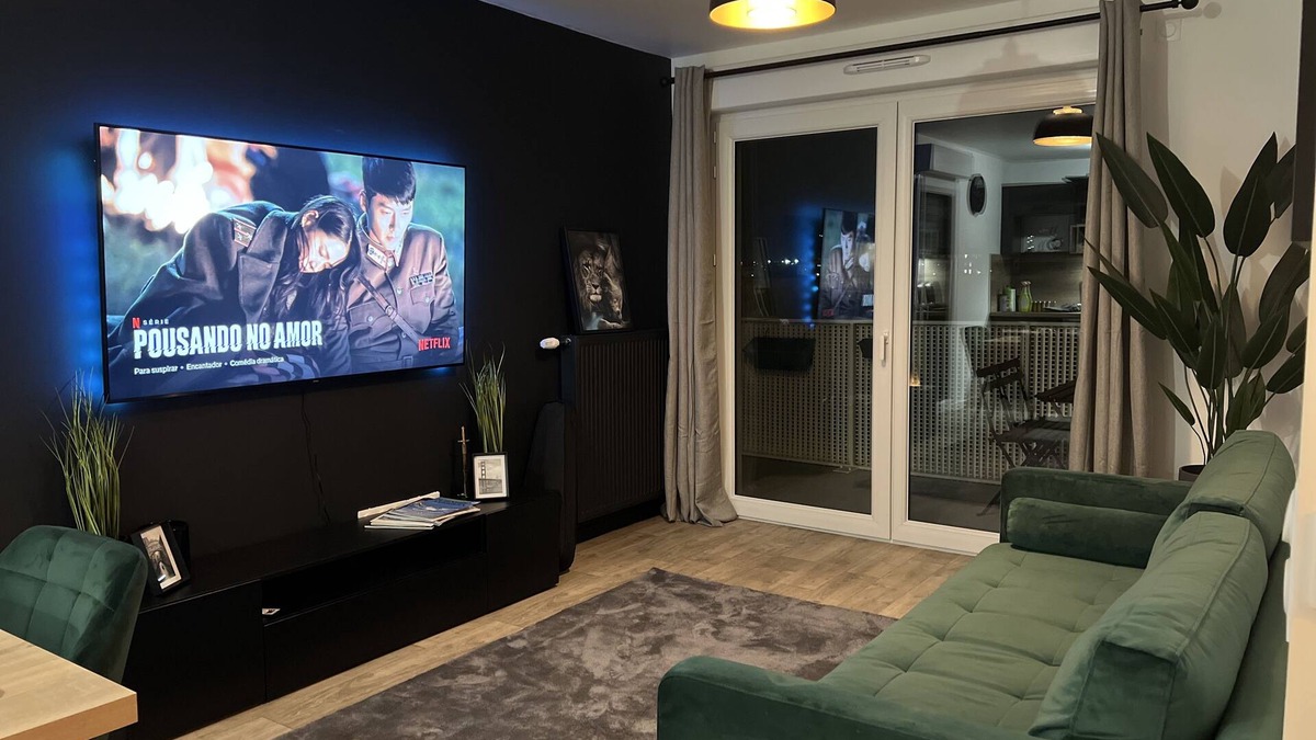 Le Perreux-sur-Marne Apartment | Cozy Apartment, 15 minutes to Paris center, 25 minutes to Disneyland.