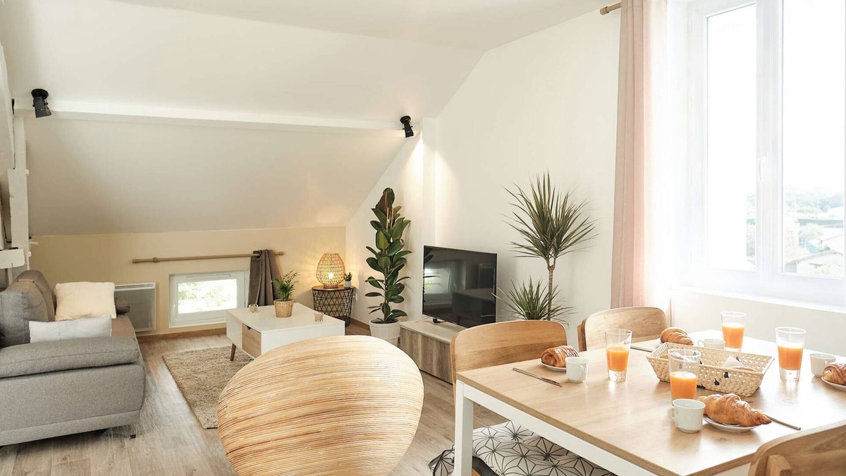 Saugnac-et-Cambran Apartment | Cozy apartment with all amenities