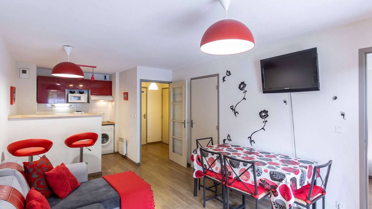 Sers Apartment | Cozy apartment 1 bedroom + nook, 6 ppl, Free Wifi in Barèges