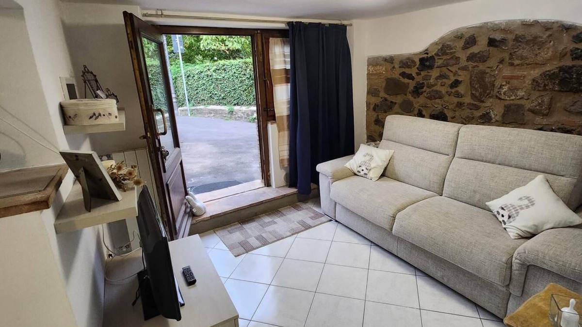 Radicofani Apartment | Cozy apartment 2 min from the center