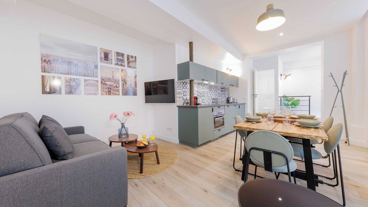 Quartier de Rochechouart Apartment | Cozy apartment - 2BR/4P - Place Pigalle