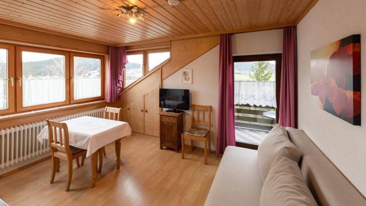 Ruhmannsfelden Apartment | Cozy apartment (40sqm) with balcony and free WiFi
