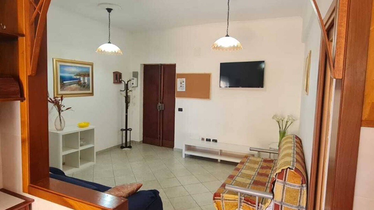 Sapri House | Cozy apartment 5 minutes from the train station