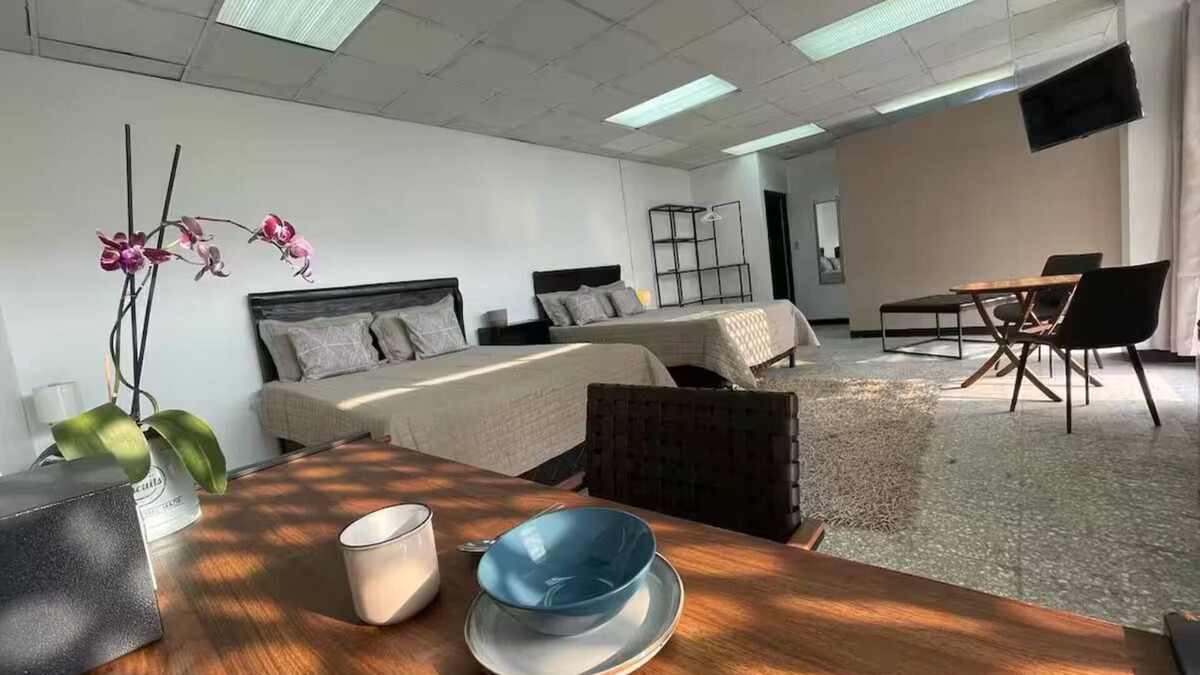 Amon Apartment | Cozy Apartment Central Location