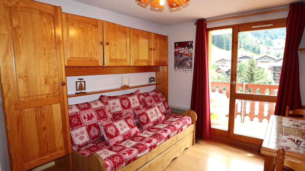 Areches Apartment | Cozy apartment for 4 in Arêches-Beaufort, close to ski lifts, shops, and pool