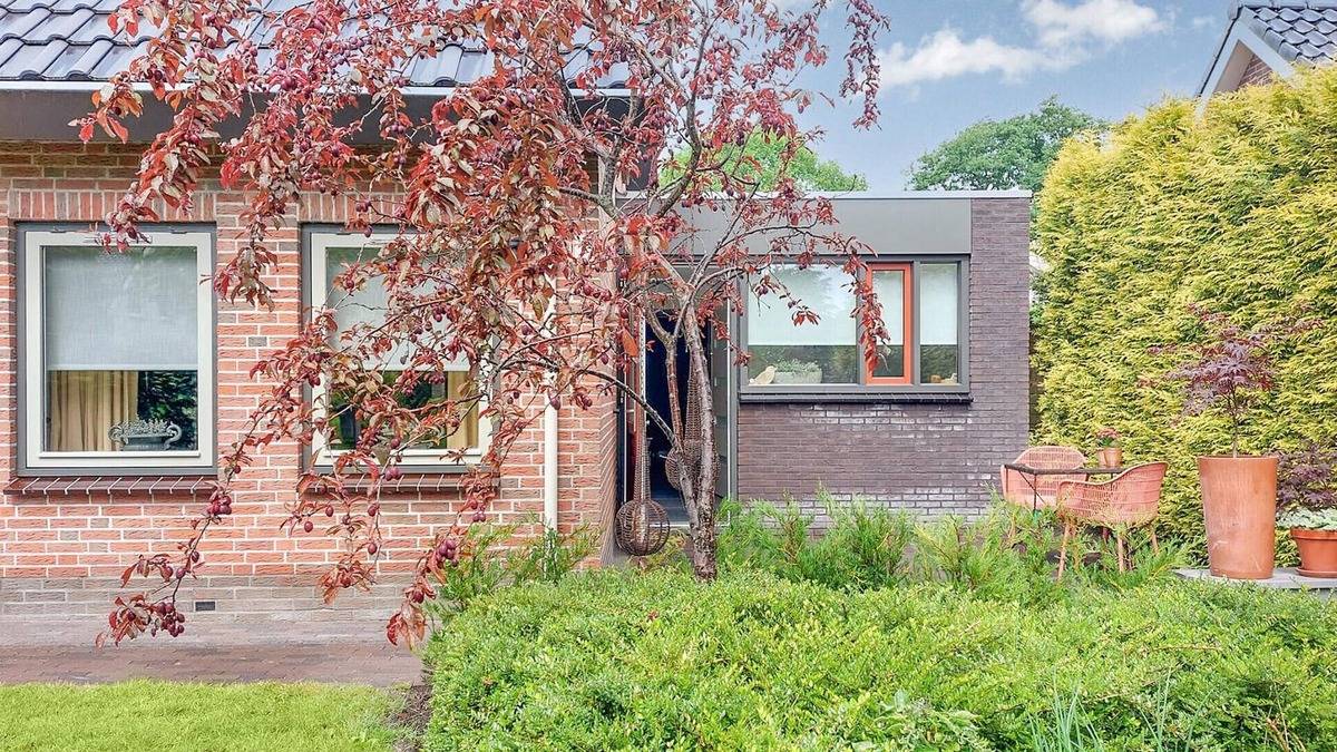 Surhuisterveen Apartment | Cozy apartment in Surhuisterveen