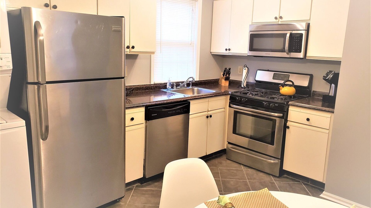 Cherry Hill Apartment | Cozy apartment in a great location