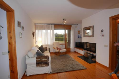 Alp Apartment | Cozy Apartment in Alp