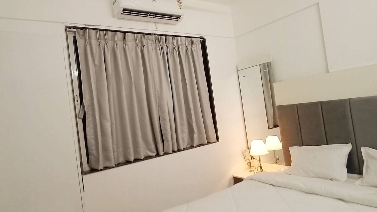 Kharadi Apartment | Cozy apartment in charming Kharadi Pune with AC, WiFi