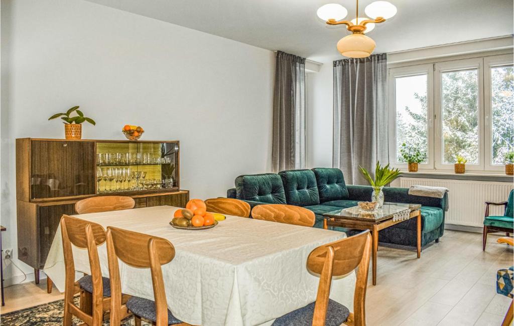 Darlowko Apartment | Cozy Apartment In Darlowo With Wifi