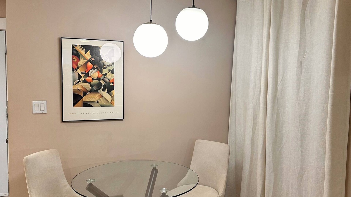 Dorval Apartment | cozy apartment in Dorval