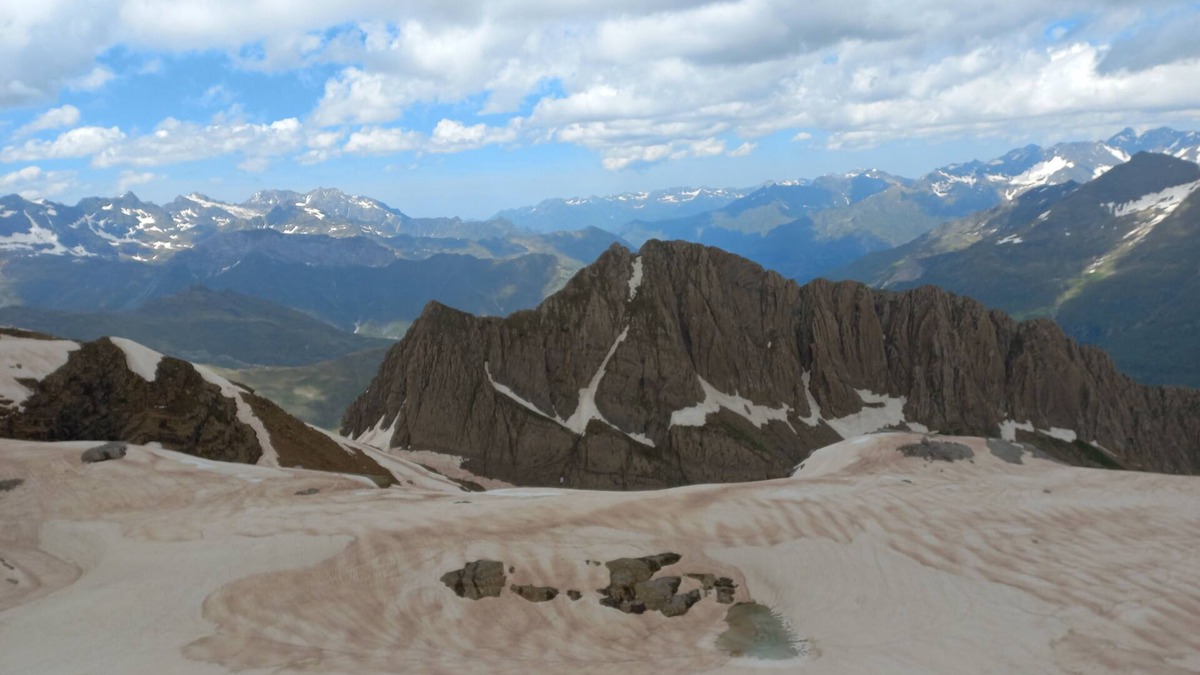 Abena Apartment | Cozy apartment in front of the Pyrenees