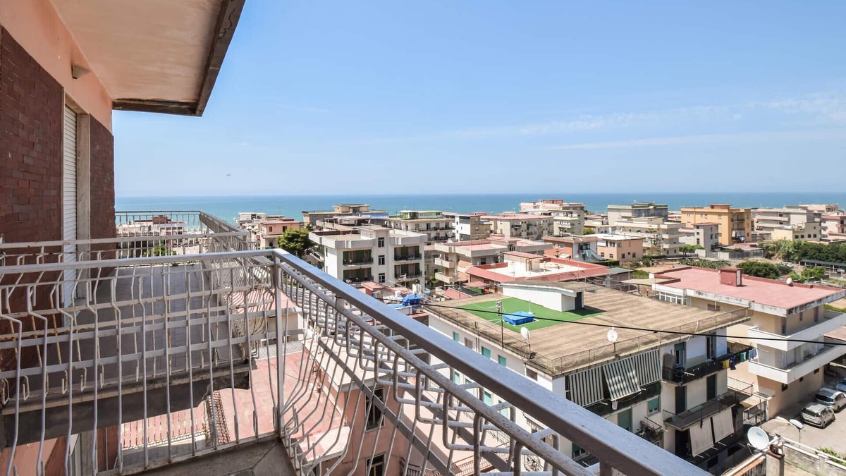 Mondragone Apartment | Cozy apartment in Mondragone with WiFi