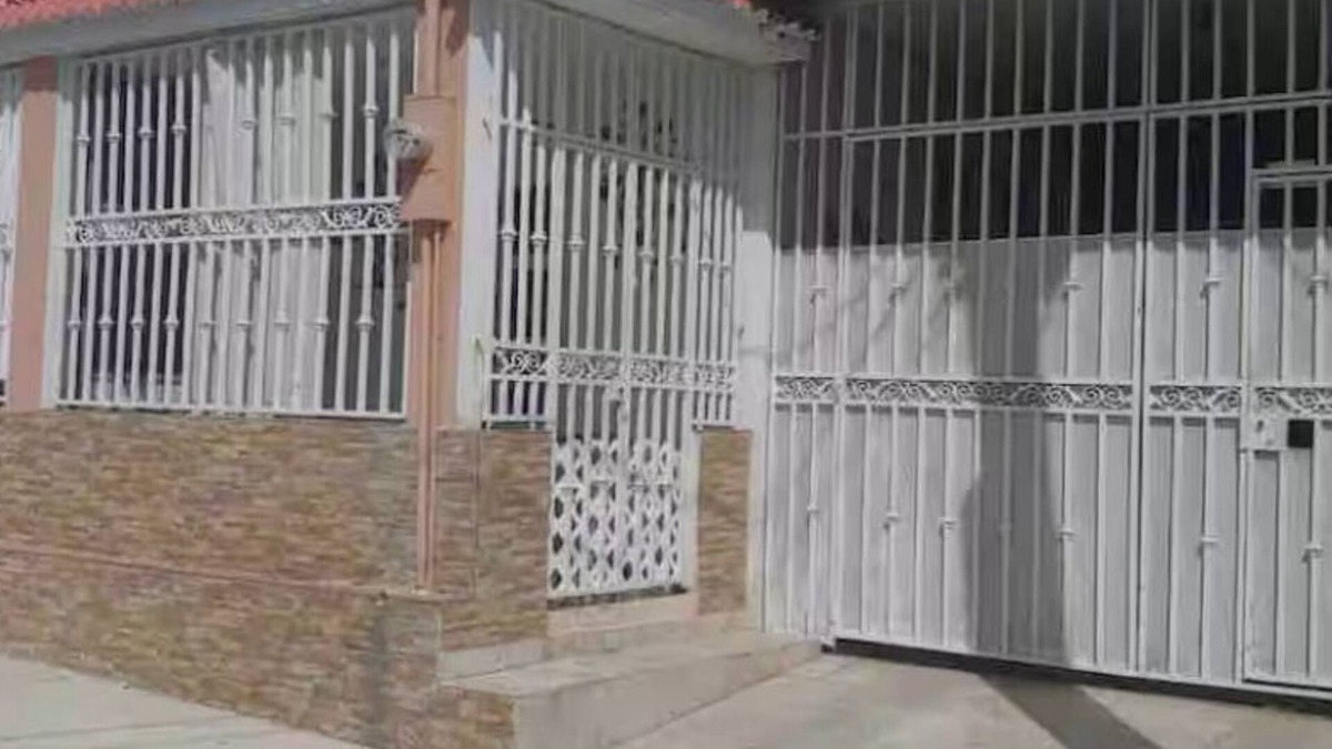 Colinas de Miramar Apartment | Cozy Apartment in San Juan with light 24/7
