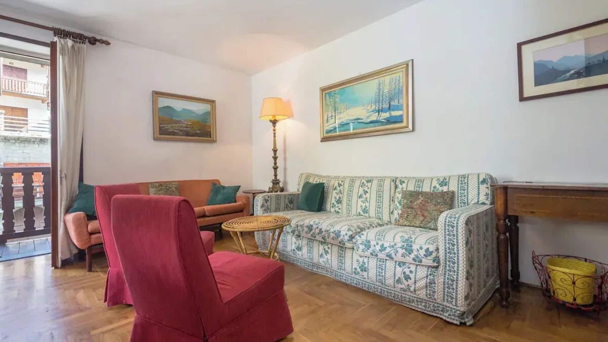 Courmayeur Apartment | Cozy apartment in the center of Courmayeur