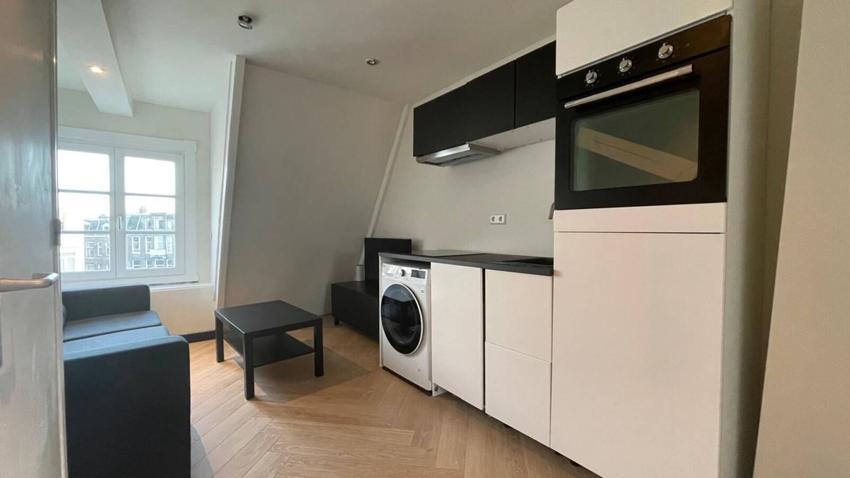 Amsterdam East Apartment | Cozy apartment in the heart of Amsterdam