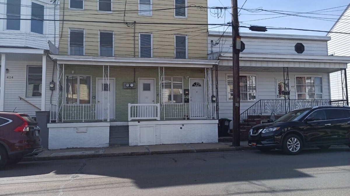 Mahanoy City Apartment | Cozy apartment in Mahanoy City, PA near Locust Lake, Hazleton and Pottsville