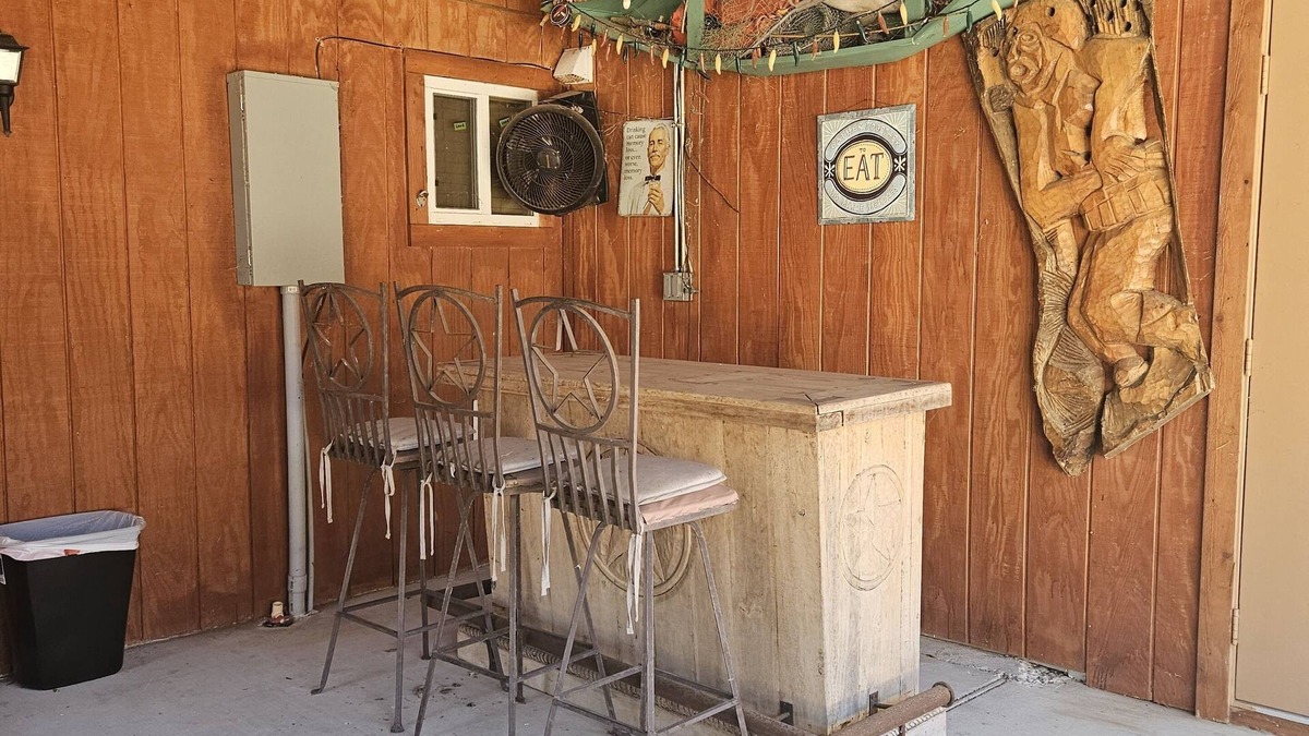 Silver Creek Village Apartment | Cozy apartment just minutes from Boat Ramp, Reveille Peak and Spider Mountain