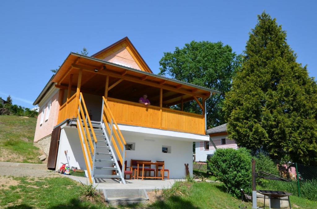 Stribro Ski Chalet | Cozy Apartment near Forest in Bohemian