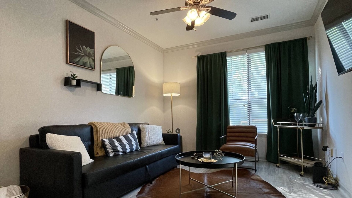 Grandview Heights Apartment | Cozy Apartment Near Grandview Heights