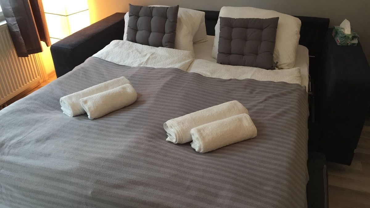 Penzing Apartment | Cozy apartment near Schönbrunn Palace - 20 minutes into the city