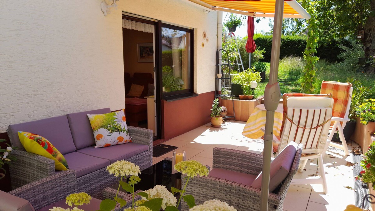 Boverath Apartment | Cozy apartment Sonnenblume with sauna and terrace. On the Eifelsteig! Pure relaxation!