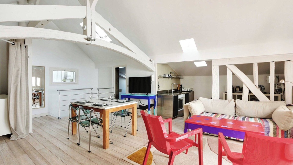 Porte-Saint-Martin Apartment | Cozy apartment & Terrace - 2BR/4P - République