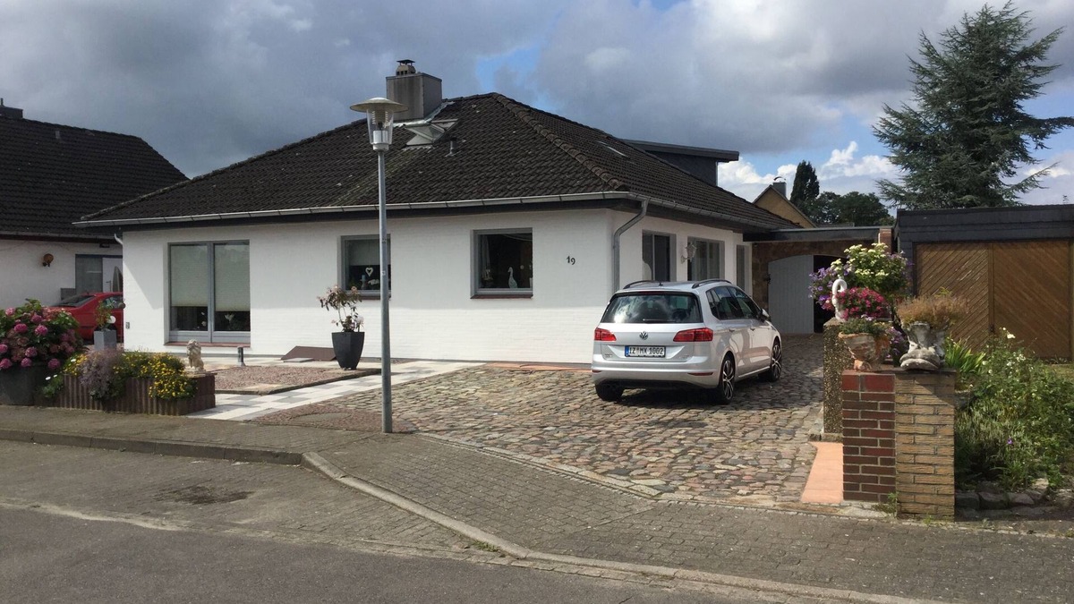 Kellinghusen Apartment | Cozy apartment with separate entrance and terrace