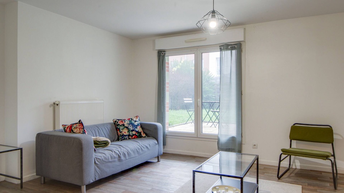 La Madeleine Apartment | Cozy apartment with parking space and garden - Welkeys