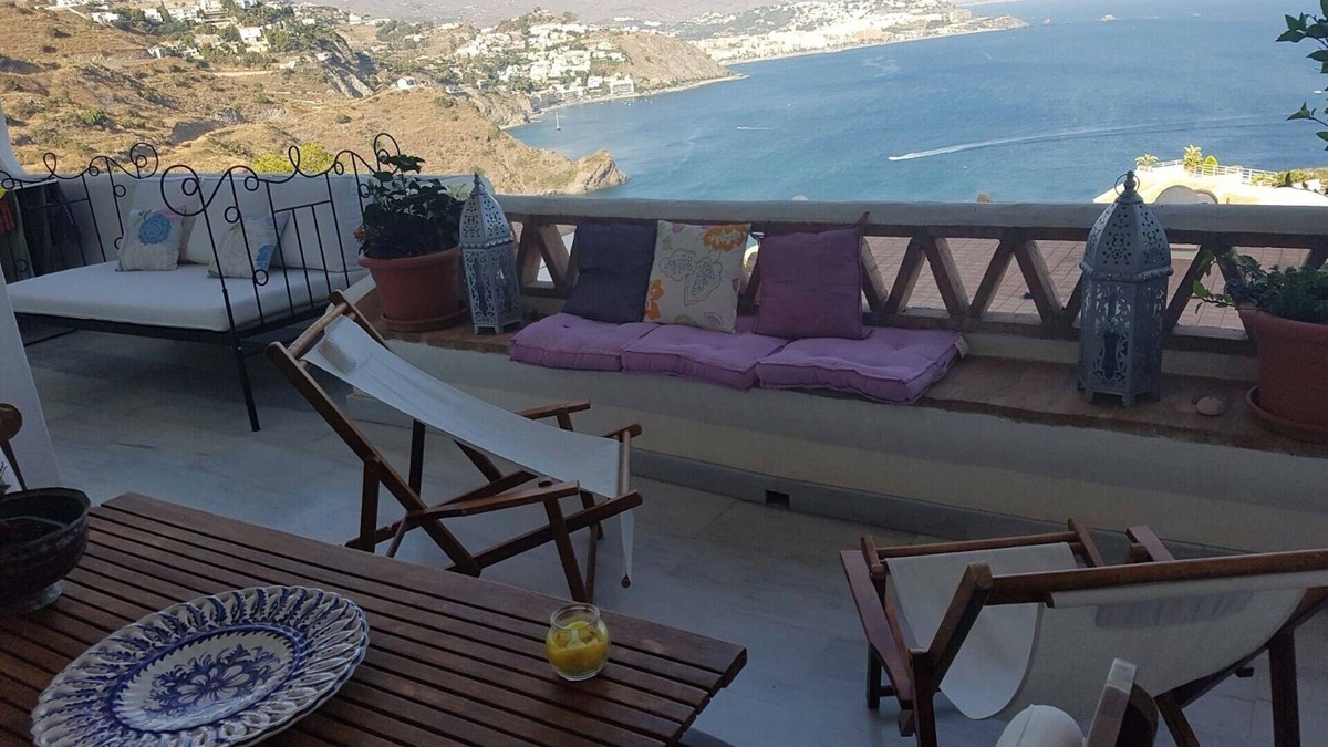 Almunecar Apartment | Cozy apartment with beautiful views from the magnificent terrace