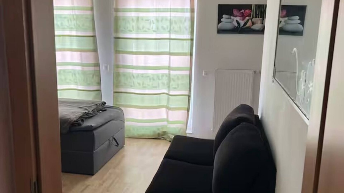 Selfkant Apartment | Cozy apartment with balcony and parking space in Tüddern