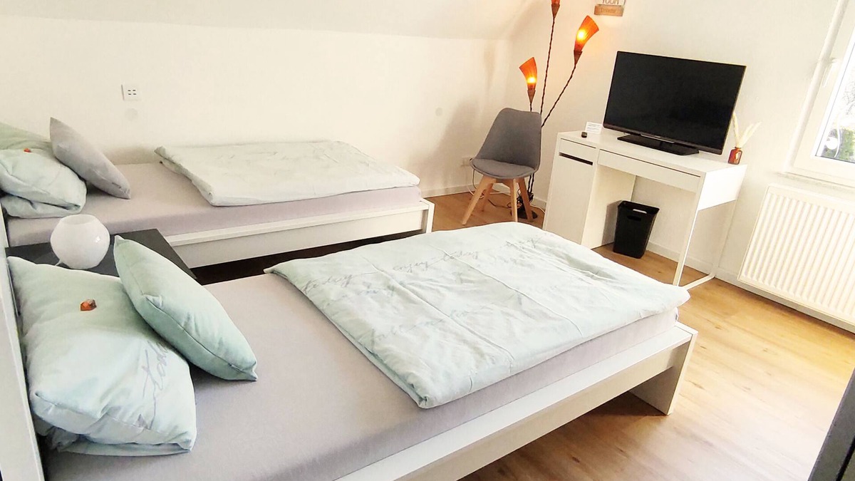 Kilianstadten Apartment | Cozy apartment with outdoor terrace + barbecue area between Taunus and Spessart