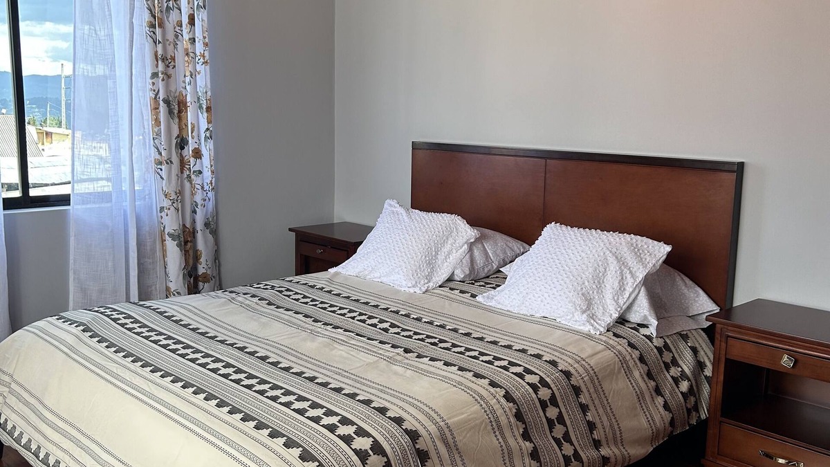 Cuenca Apartment | Cozy Apartment, Wood/fireplace, close to City