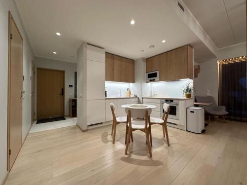 Tallinn Apartment | Cozy App - 400m from historic Old Town City Centre