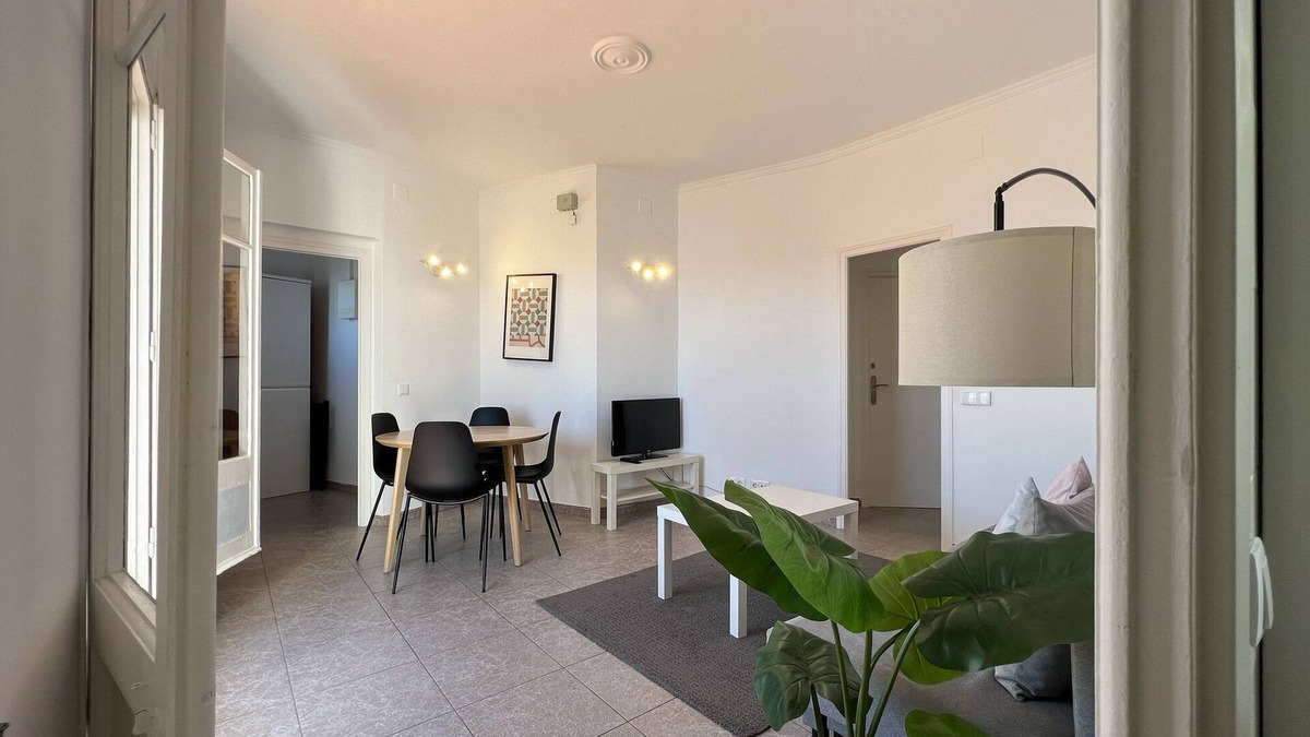La Sagrada Familia Apartment | Cozy apt next to Sagrada Familia with amazing view