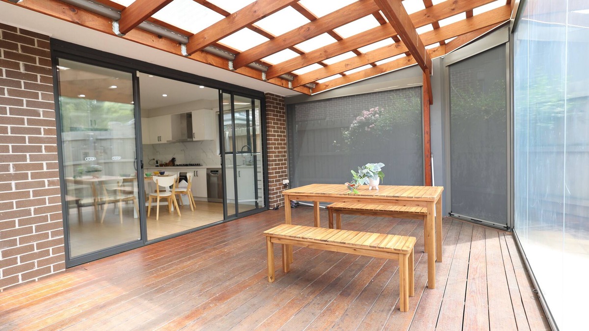 Mount Waverley House | Cozy & Art Retreat @ Mt Waverley