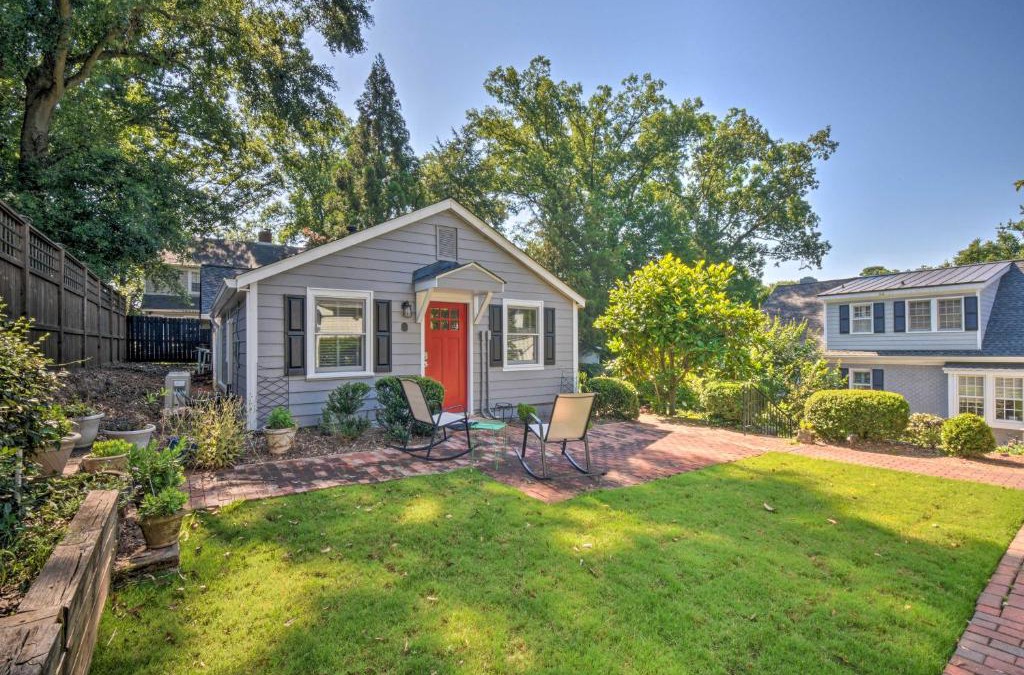 Athens House | Cozy Athens Cottage Walk to Sanford Stadium!
