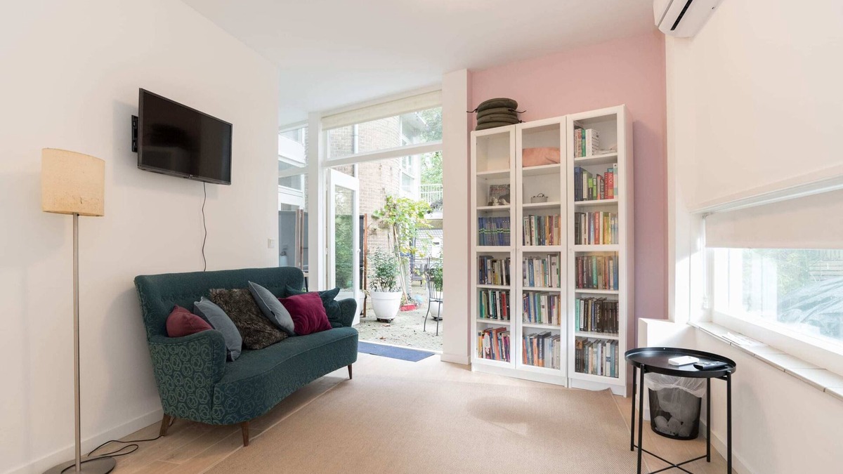 Nieuw-West Apartment | Cozy B&B Amsterdam West