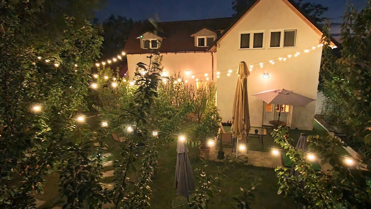 Ciolpani Bed & Breakfast | Cozy B&B next to the forest ,10 minutes to Dracula`s monastery !