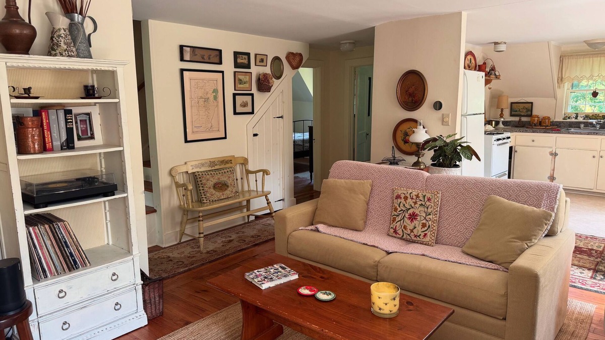 Torrington Apartment | Cozy barn apartment in country setting in charming Litchfield