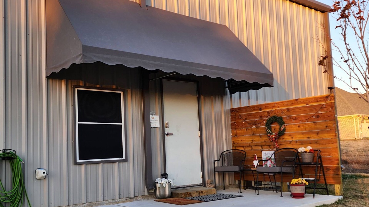 Era House | Cozy Barndo on 2 Acres w/EV Car Charger!