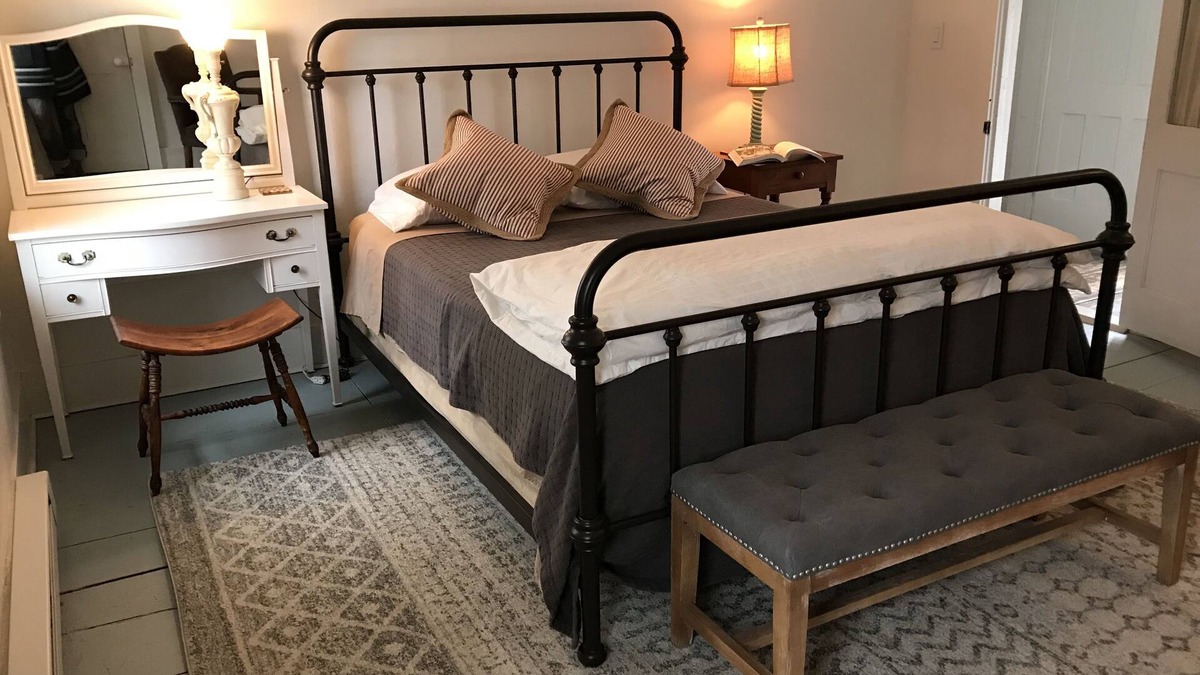 Franklin House | Cozy bedroom in guest house, in the village of Franklin, New York!