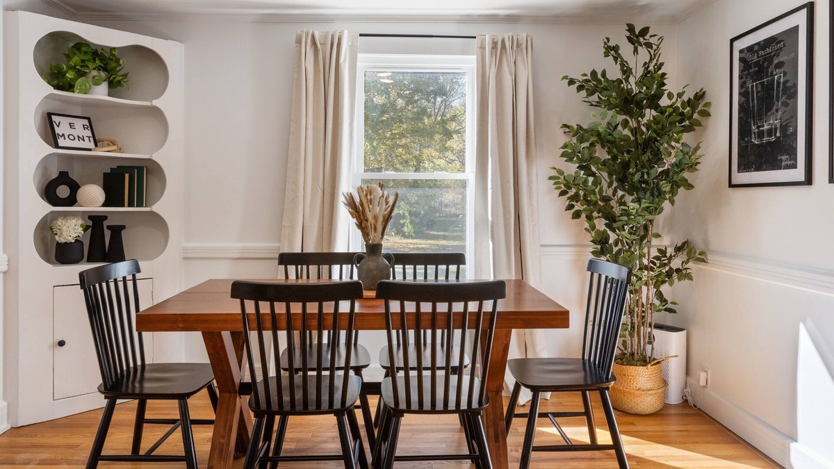 East Dorset Other | Cozy Benedict Farm House by South Village Pond