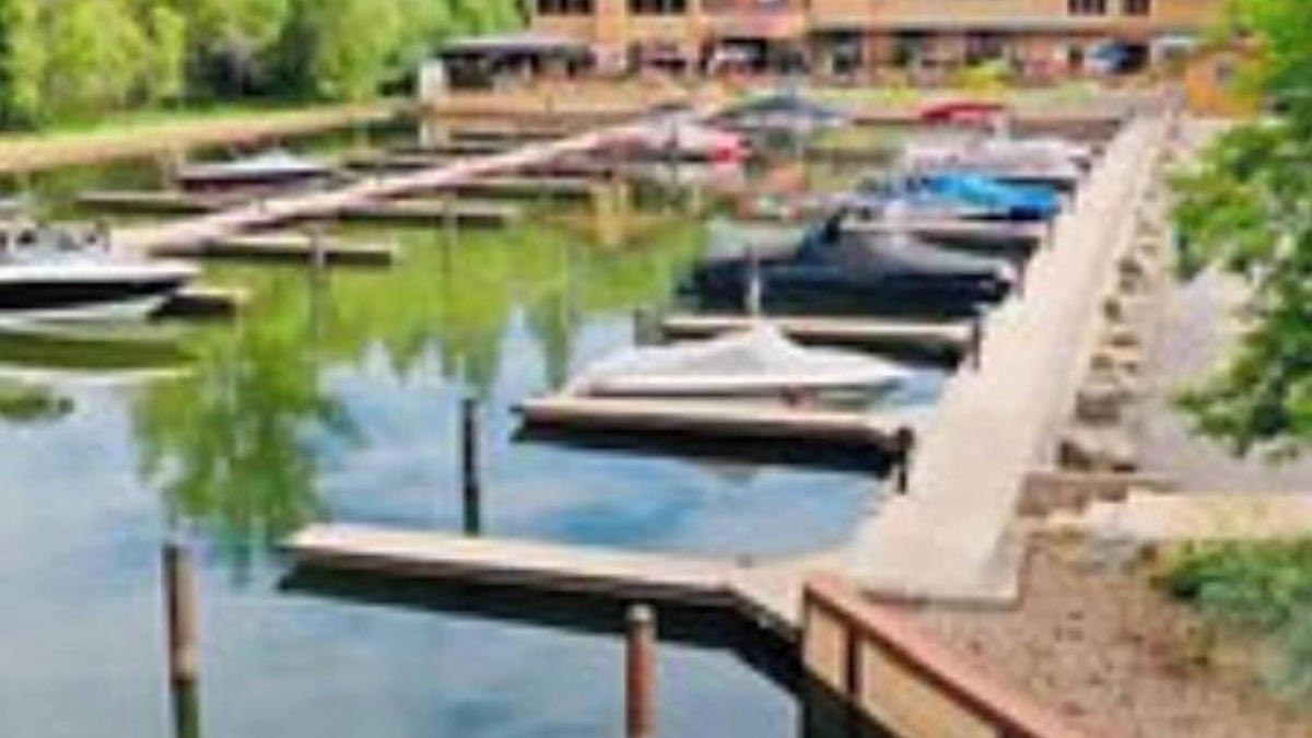 Bigfork Apartment | Cozy Bigfork Apartment Location Price Wonderfully Comfortablenwalk to Bigfork.
