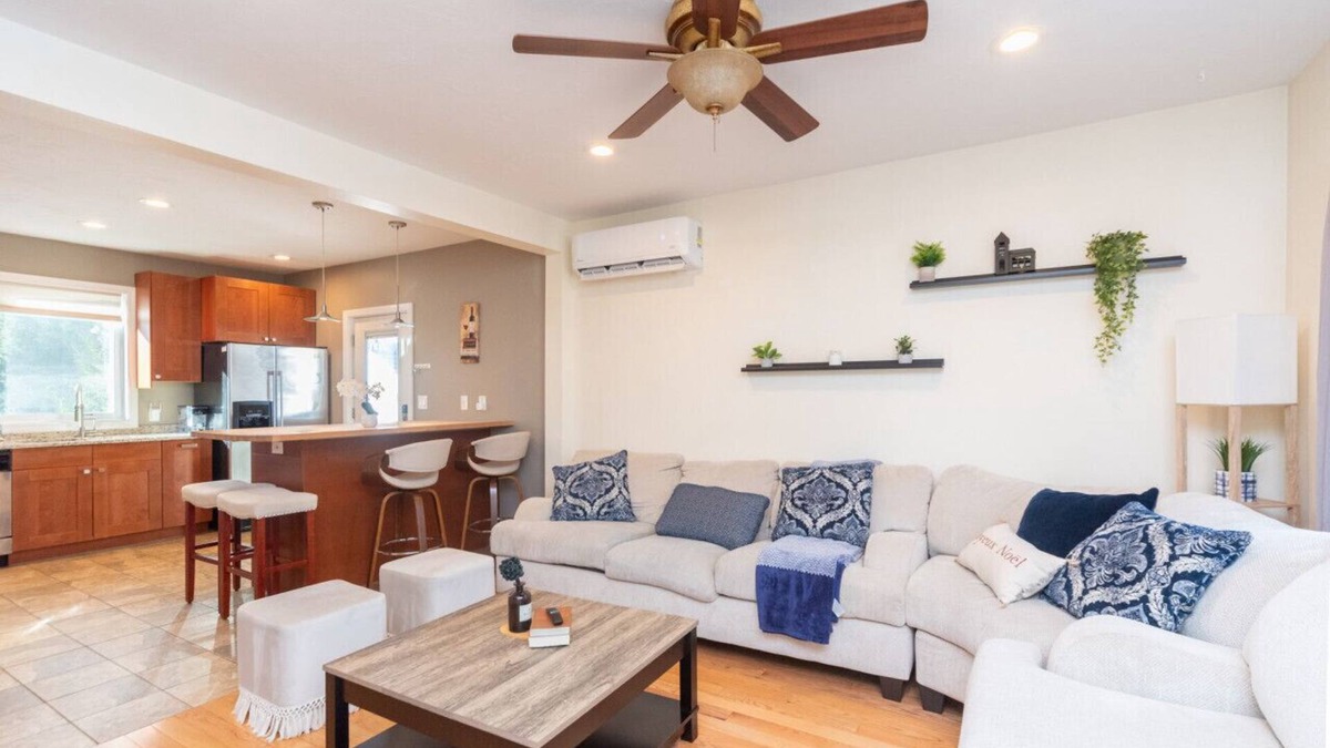 Framingham House | Cozy Boston Homestead : Sleeps 8, Pet Friendly