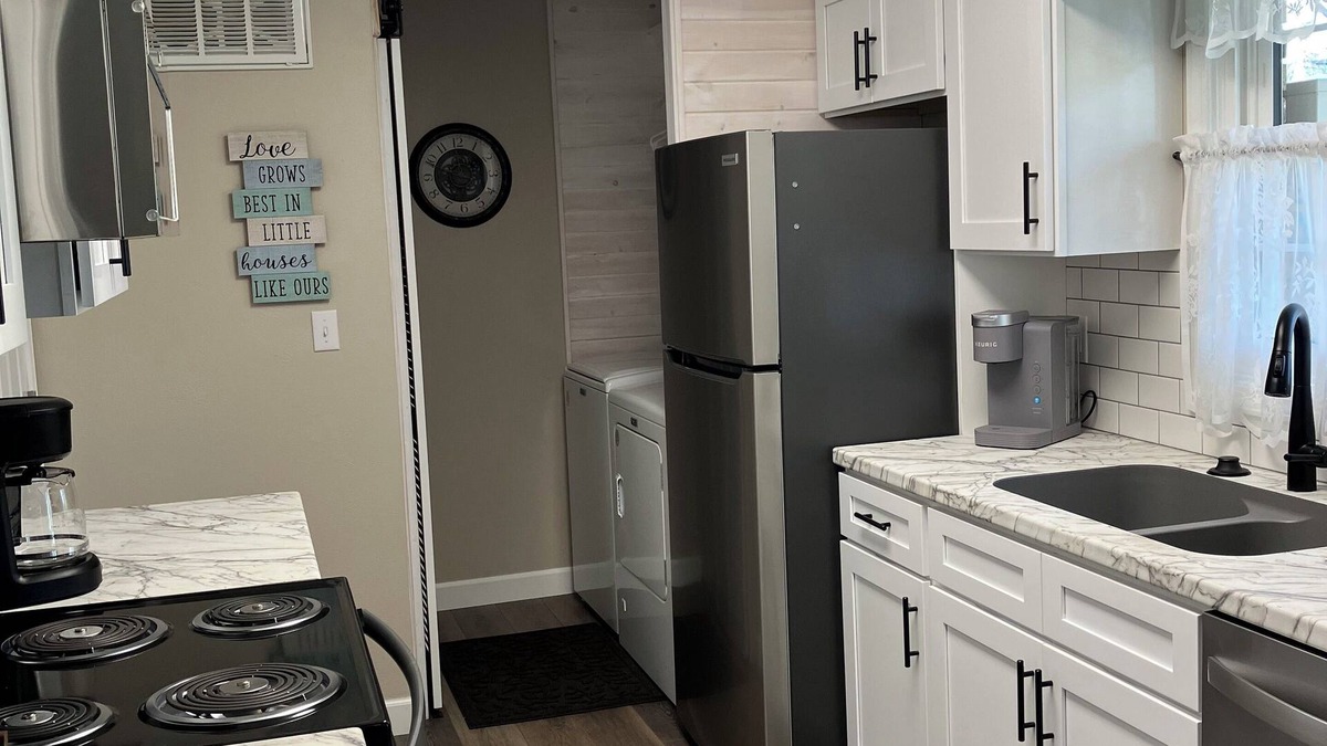 Goshen Apartment | Cozy, brick, ranch style home in peaceful area of Goshen. Entire home