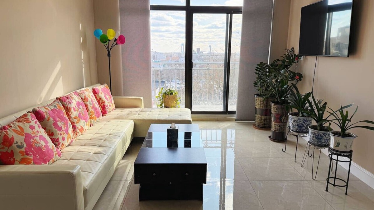 Brooklyn Apartment | Cozy & Bright 2BR Apartment